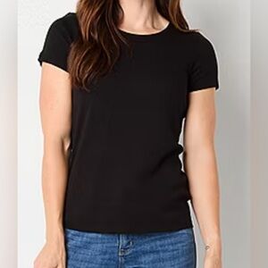 NWT 100% cotton Black classic fit basic Tee Short Sleeve T-shirt Size Medium